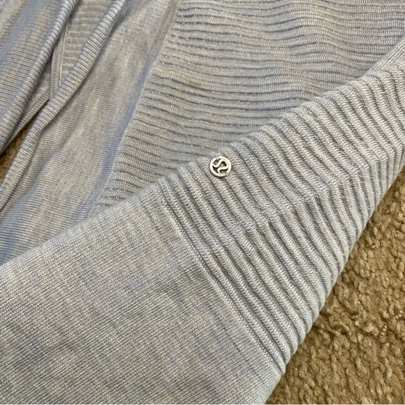 Lululemon Sit In Lotus Wrap II Merino Wool Open Cardigan Sweater Size 6 - Picture 6 of 7